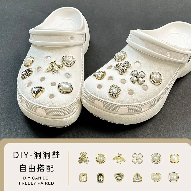 Fashionable Retro Metallic Style Hole Shoe Charms Decorations Pearl Gemstone Shoes Buckle DIY 3D Hoe Shoe Accessories