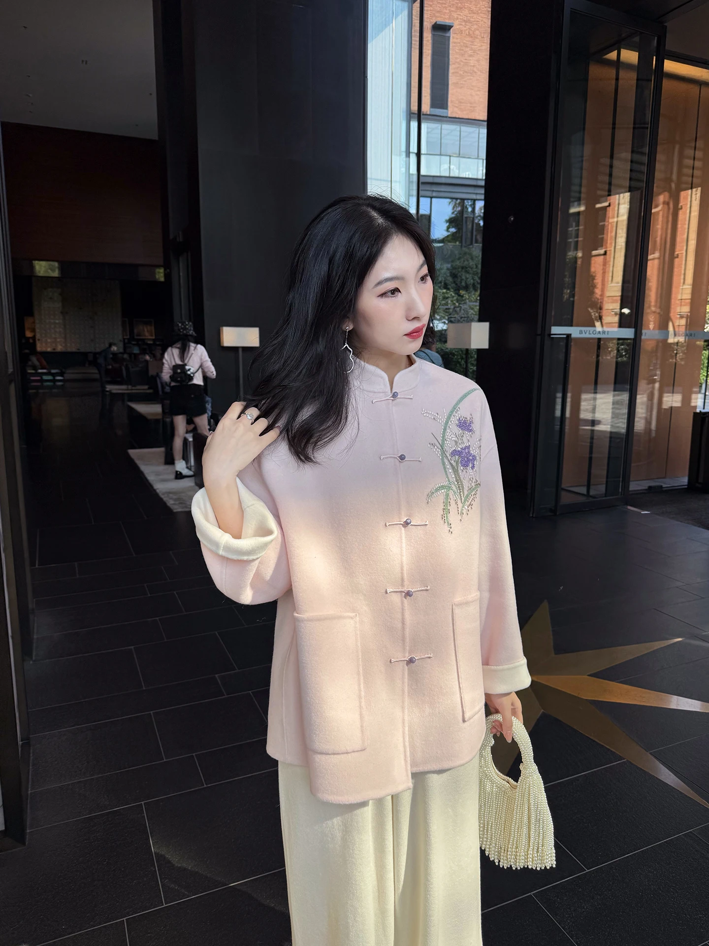 

Laoding Order New Chinese Sle Pink Camere Coat Autumn Winter Loose Wool Double Face Elegance Bead Jaet Women's Faion