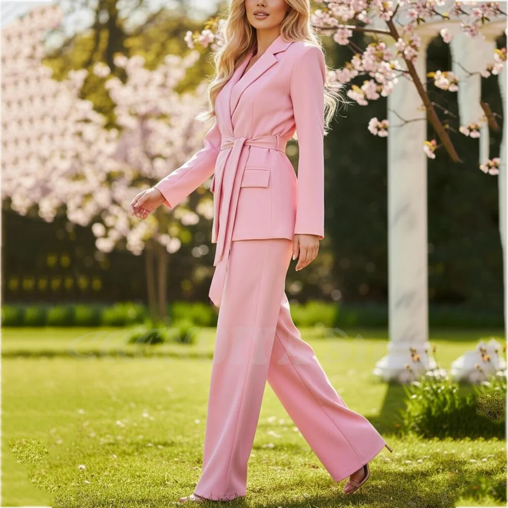 

Стильный розовый женский костюм из двух предметов (куртка + брюки) с зубчатыми лацканами, модная одежда с поясом, современная мода, повседневная повседневная одежда