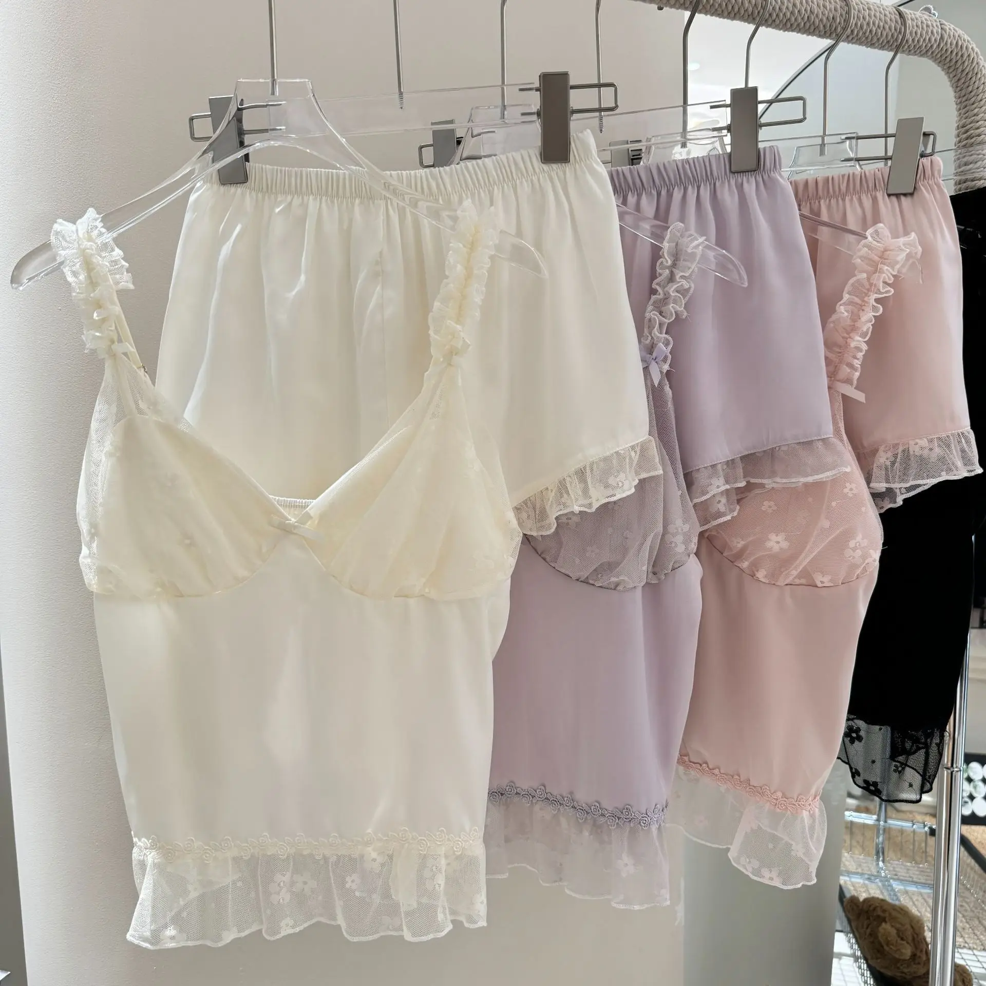 

Solid Color Suspender Pajamas Set Summer Female Pijamas Suit Ice Silk Satin Cami Shorts Sleepwear Loose Homewear