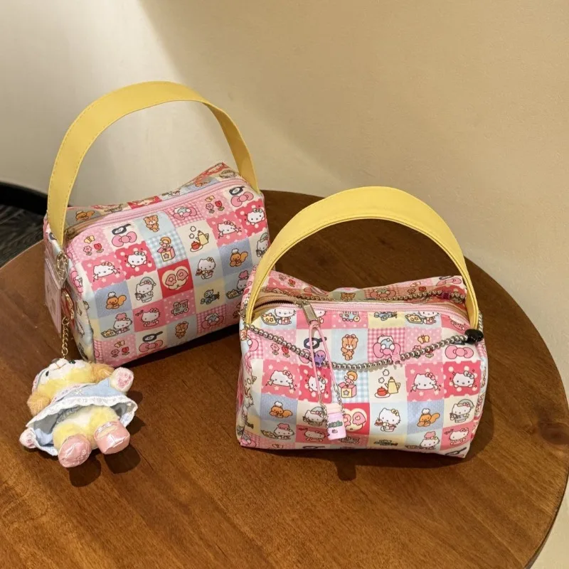

Косметичка с принтом «Hello Kitty» для девочек, дорожные аксессуары в стиле аниме Kawaii, большая вместительная сумка для хранения, 3D сумка