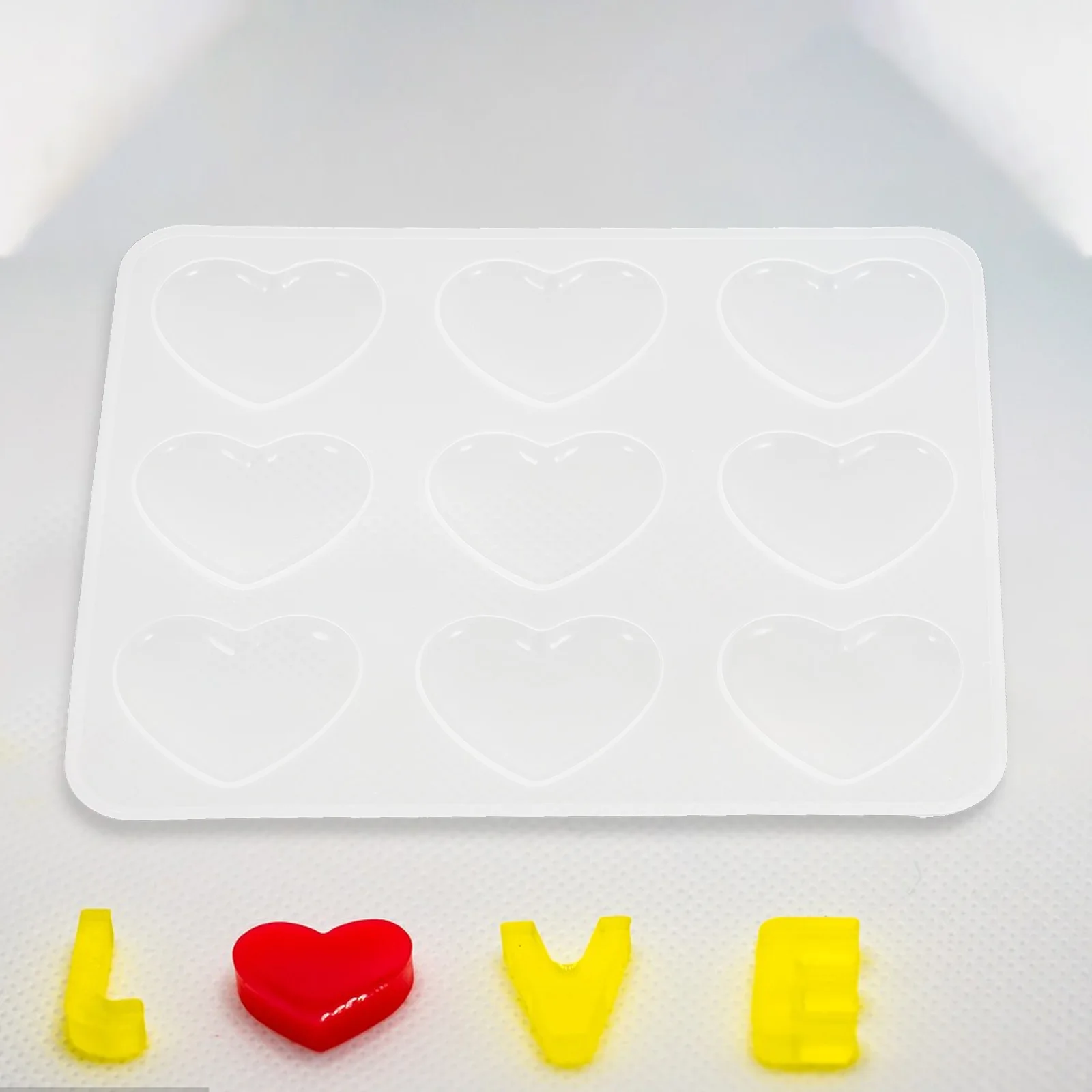 

Silicone Heart Shaped Mold for DIY Crystal Resin Jewelry Soap Candy Keychain Charms Pendants Earrings Valentine Crafts