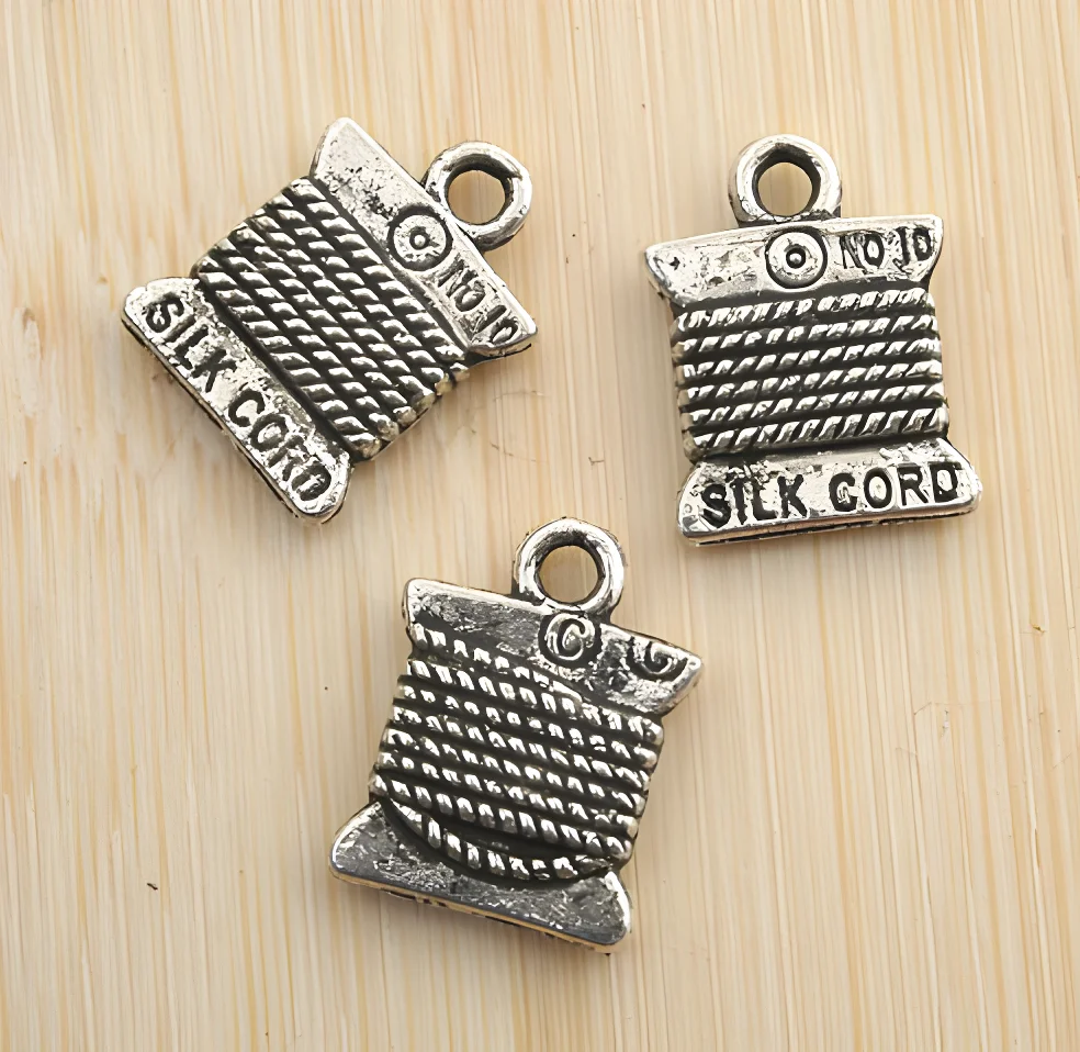 

20pcs 15*10mm Zinc Alloy metal cord vintage pendants HWG1211