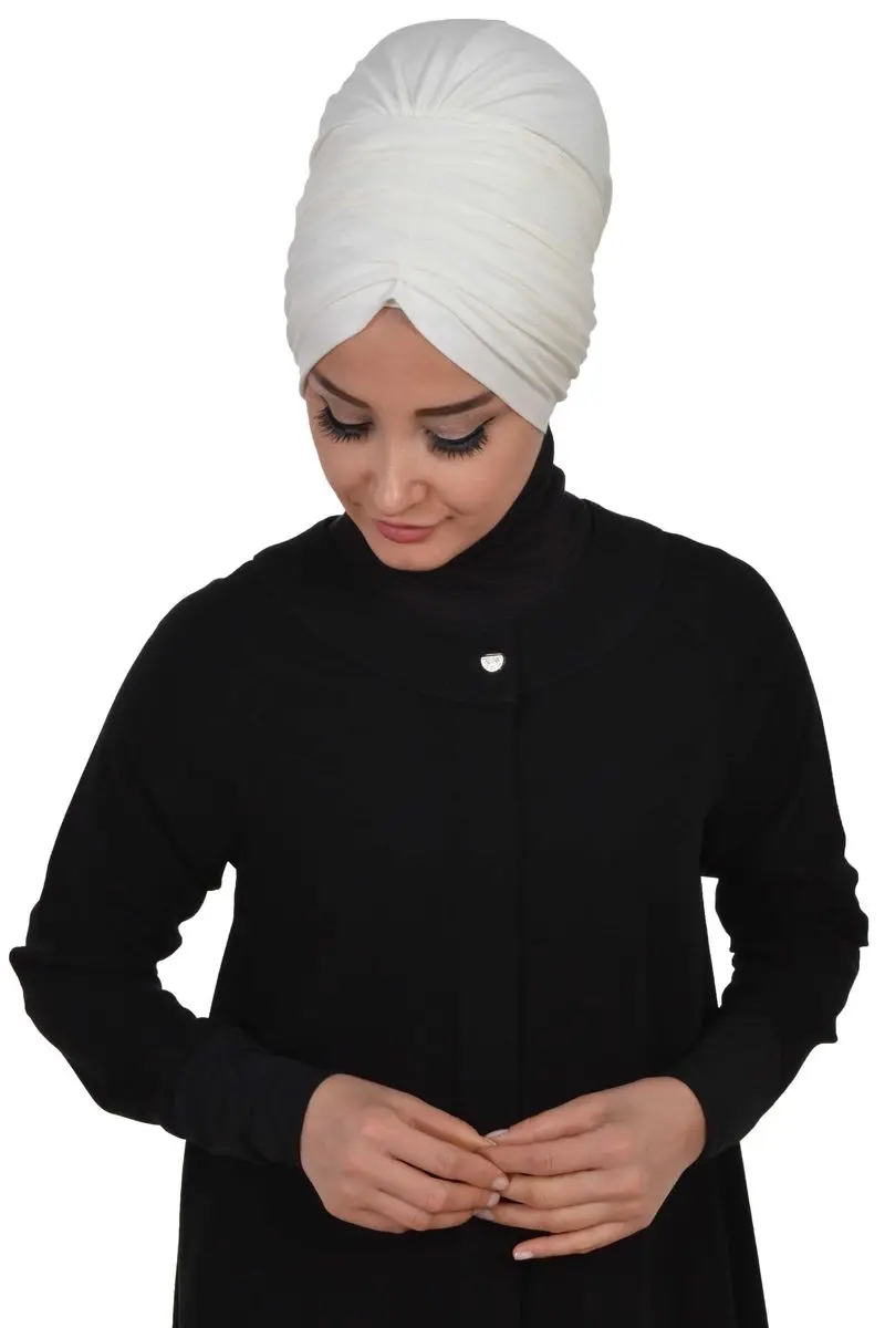 Creme de osso penteado plissado