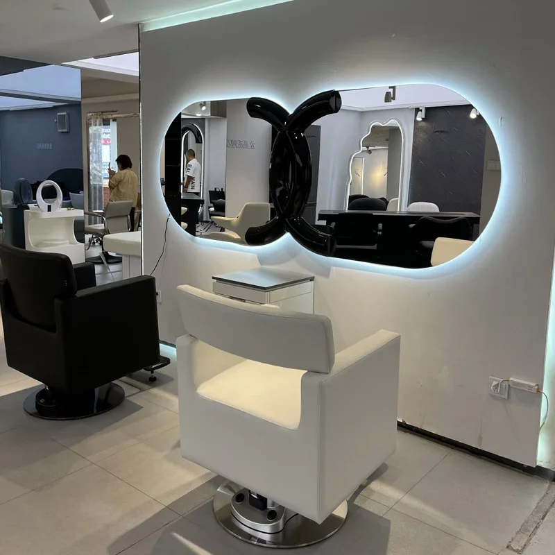 High-end Internet celebrity hair salon with light, mirror perm and dyeing area, barber shop, hair mirror hair salon