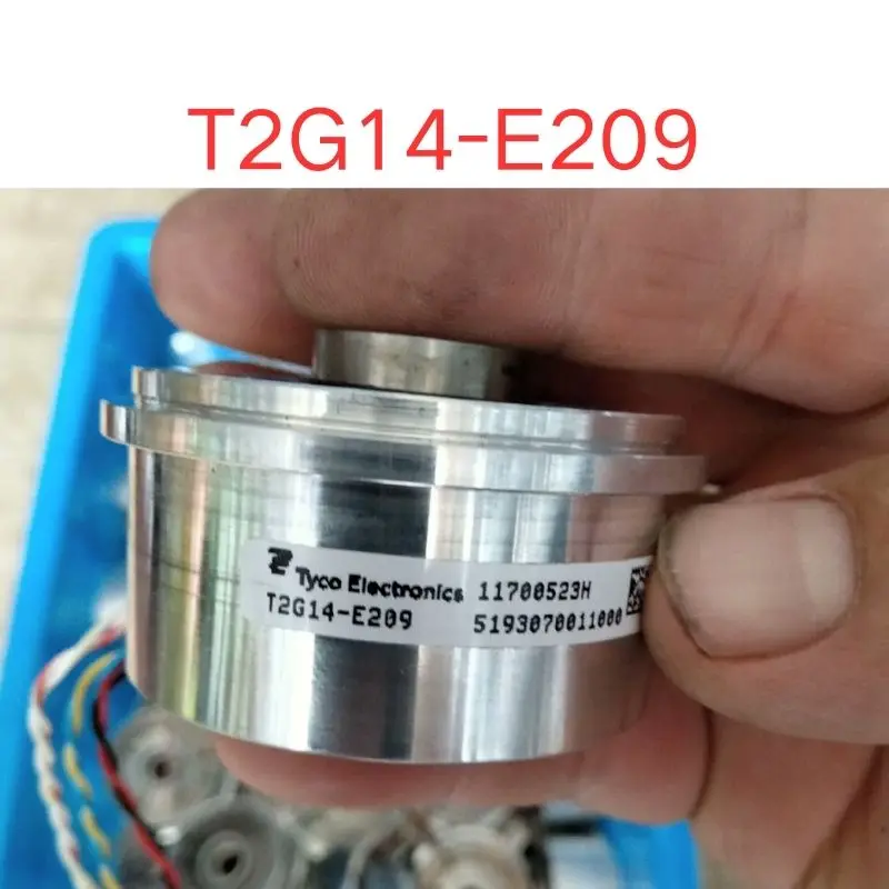 second-hand T2G14-E209 rotary encoder Test OK Fast shipping