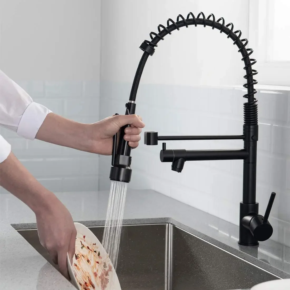005 Kitchen Sink Faucet Faucet Black Taps Pull-down Sprayer Brass Ceramic Modern Contemporary Single Handle Spring 5 Years Pull