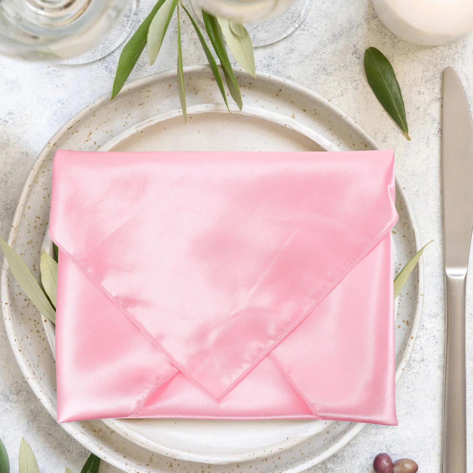 

8pcs Pink Satin Dinner Napkins Cloth 43x43cm Reusable Washable Fabric Napkin for Hotel Restaurant Party Smooth Material Great
