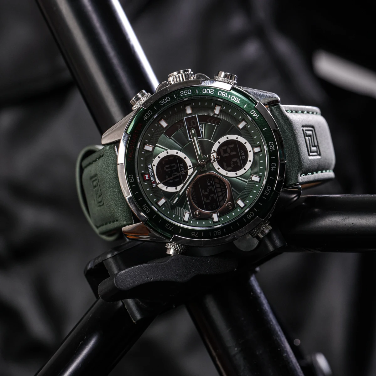 ساعة رجالية متعددة الوظائف ذات شاشة مزدوجة مع قرص كبير - هدية فاخرة عالية الجودة، ساعة كوارتز ممتازة مقاومة للماء للرجال #5