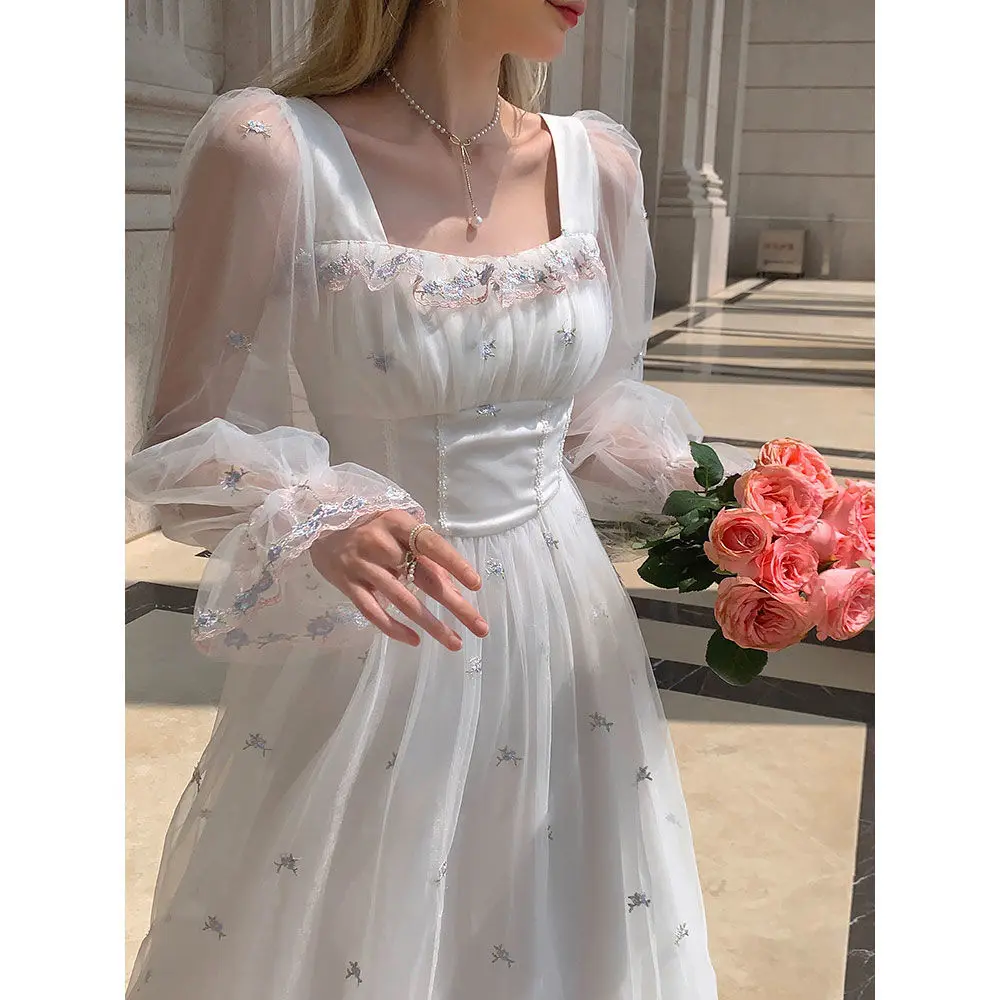 Autunno primavera bianco maglia fata vestito donna francese Vintage ricamo floreale manica svasata principessa abiti da ballo Vestido