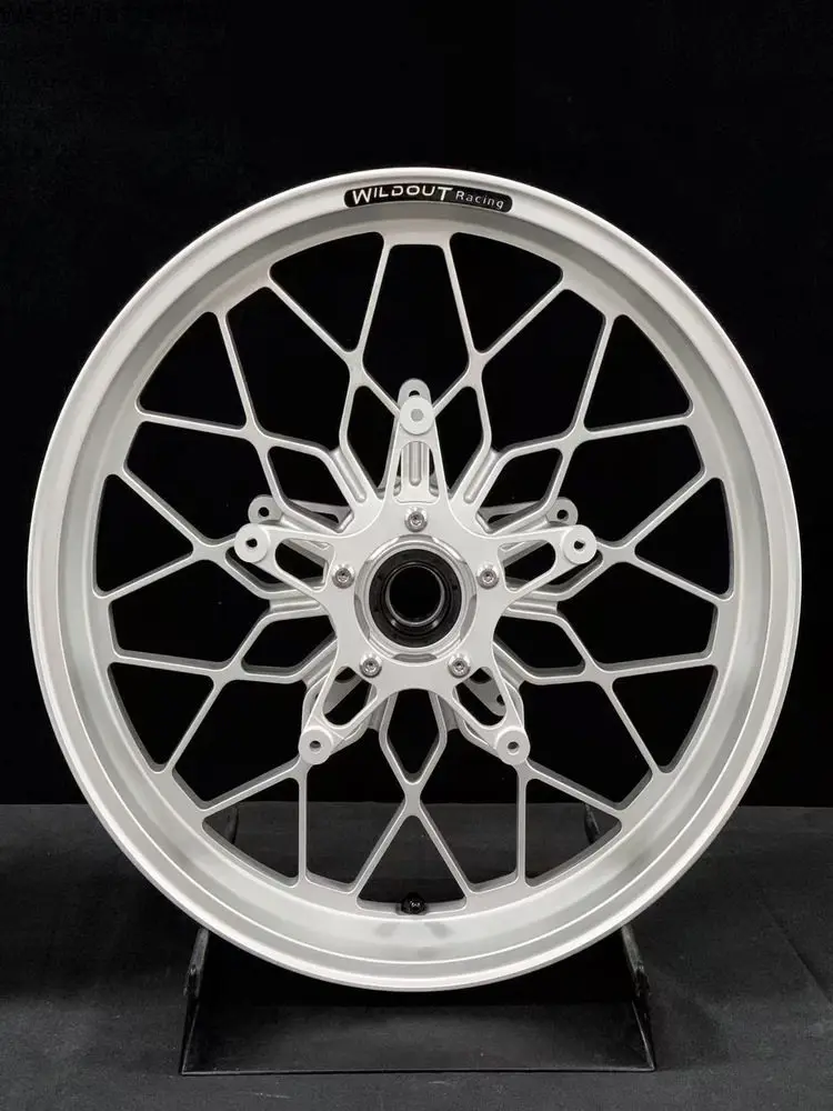 

Racing Forged for Lattes RNINET Modified Wheels Made in China Aluminium Alloy T6 6061 Motorcycle Hub Wheel