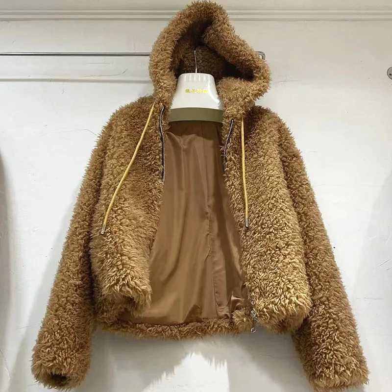 2024 Haining Fur Winter New Lamb Hair Coat women's Little Bear con cappuccio Fur True Hair Short Coat