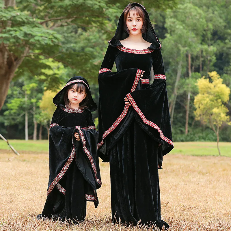 Halloween children's costumes, medieval vintage court plays, stage performances, long-sleeved vampire witch costumes