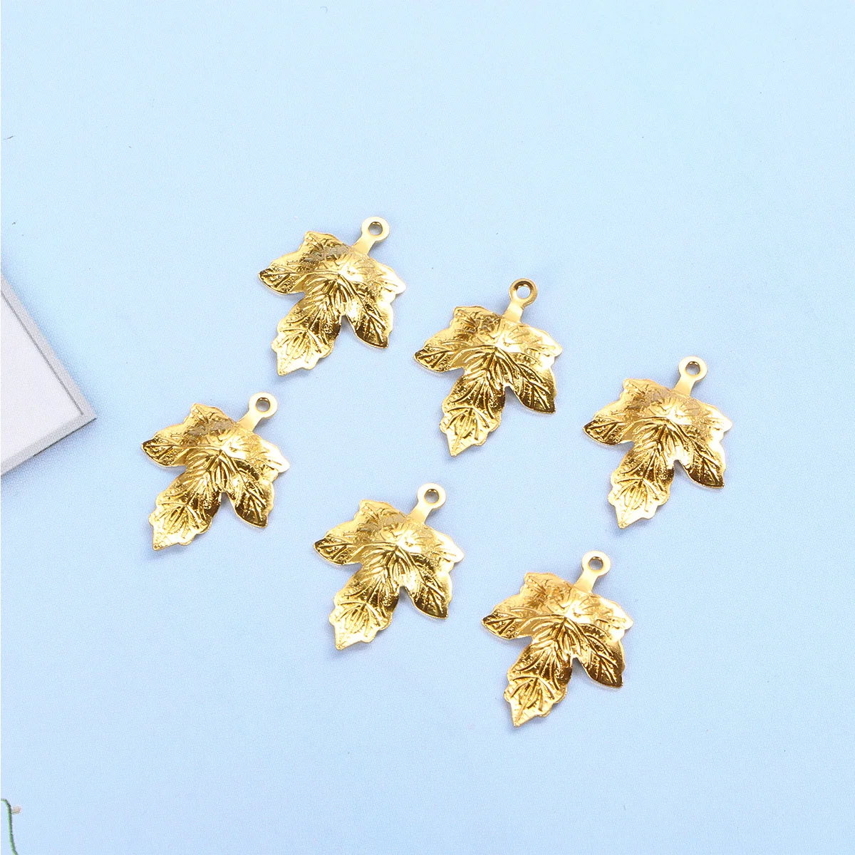 

6Pcs Golden Leaf Pendant Unique Leaf Charm for Necklace Bracelet Jewelry Making DIY Metal Pendant DIY Charm Gift