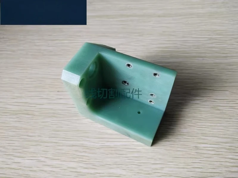 لوحة عزل الأسلاك البطيئة 76X56X66 كتلة عزل الأسلاك البطيئة F308