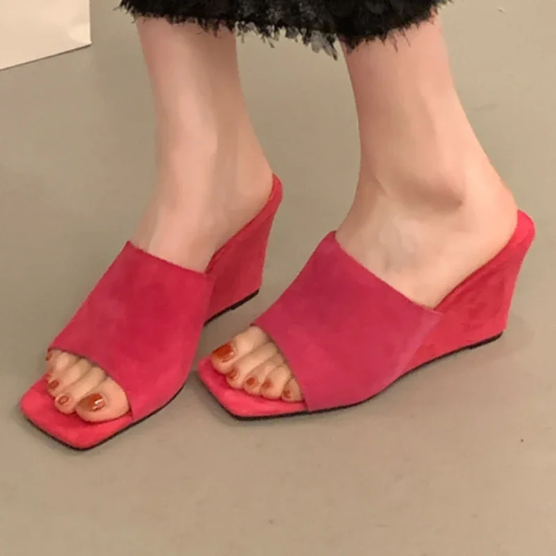 2024 New Summer Square Head Open Toe Sexy Fashion Wedge Casual and Simple Beach Women Flat Sandals