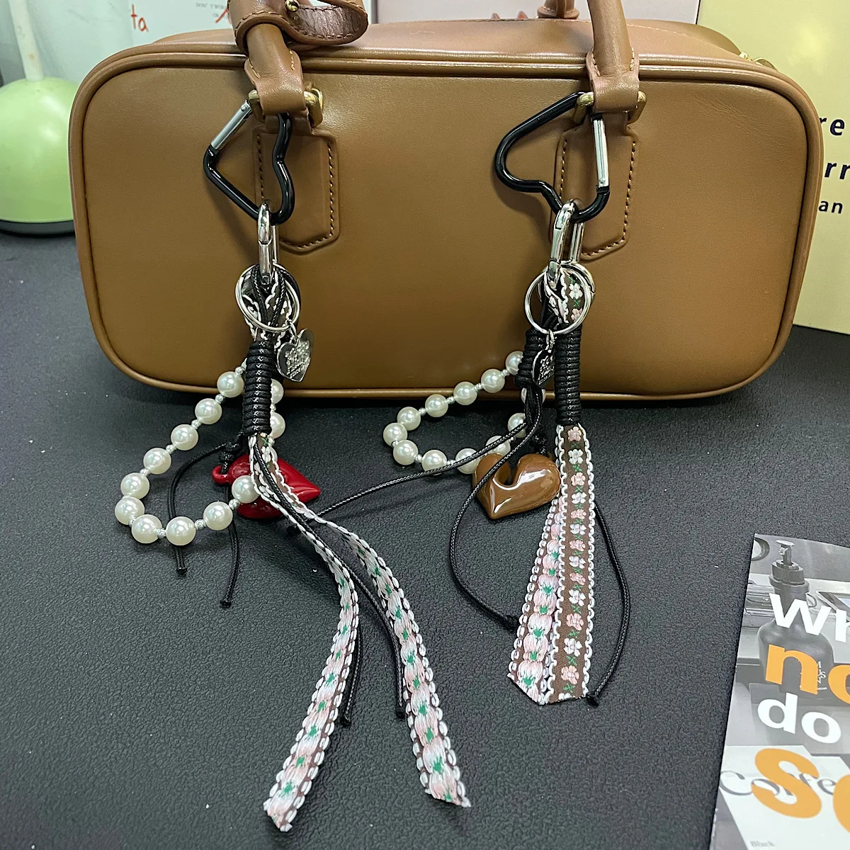 

Подвесная сумка Meilad, высококачественная осенне-зимняя сумка, подвеска, персиковое сердце, жемчужная цепочка, брелок, лямка, тканая веревка для iPhone 17 16