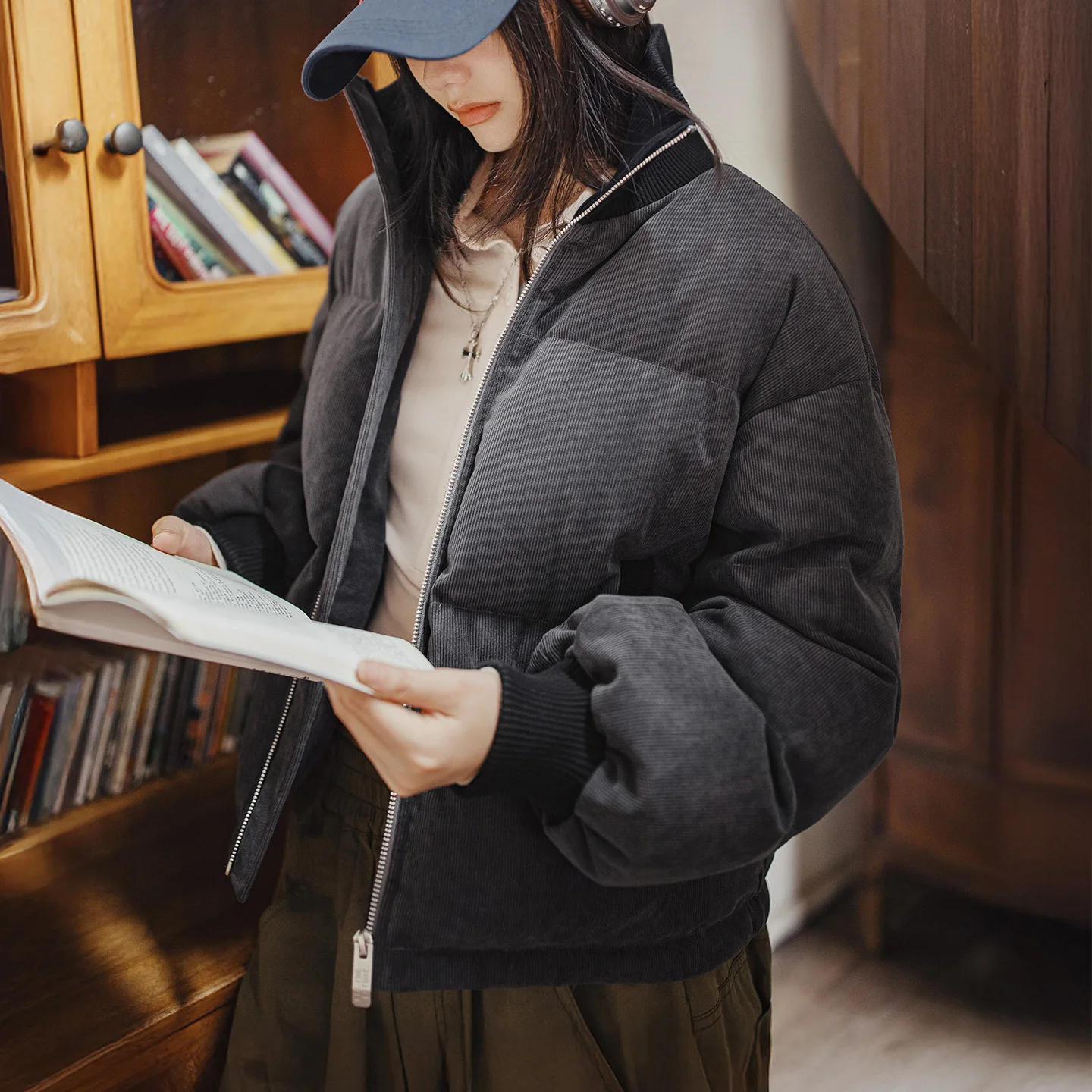Maden-Chaqueta de pana para mujer, abrigo acolchado corto cálido con plumón de pato 90%, cuello levantado de punto, dobladillo con cordón, prendas de vestir exteriores gruesas para invierno