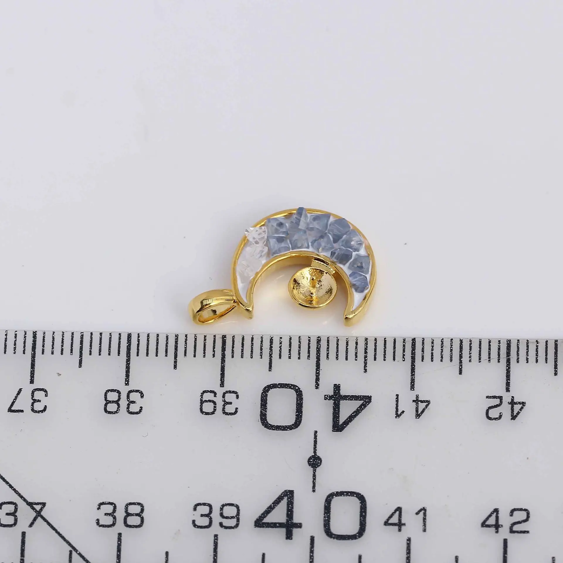 1 Par de Pingentes de Coração com Pérola Banhados a Ouro 14K D227 para Bricolagem de Joias, Corrente e Pérola Não Incluídas (Retenção de Cor)