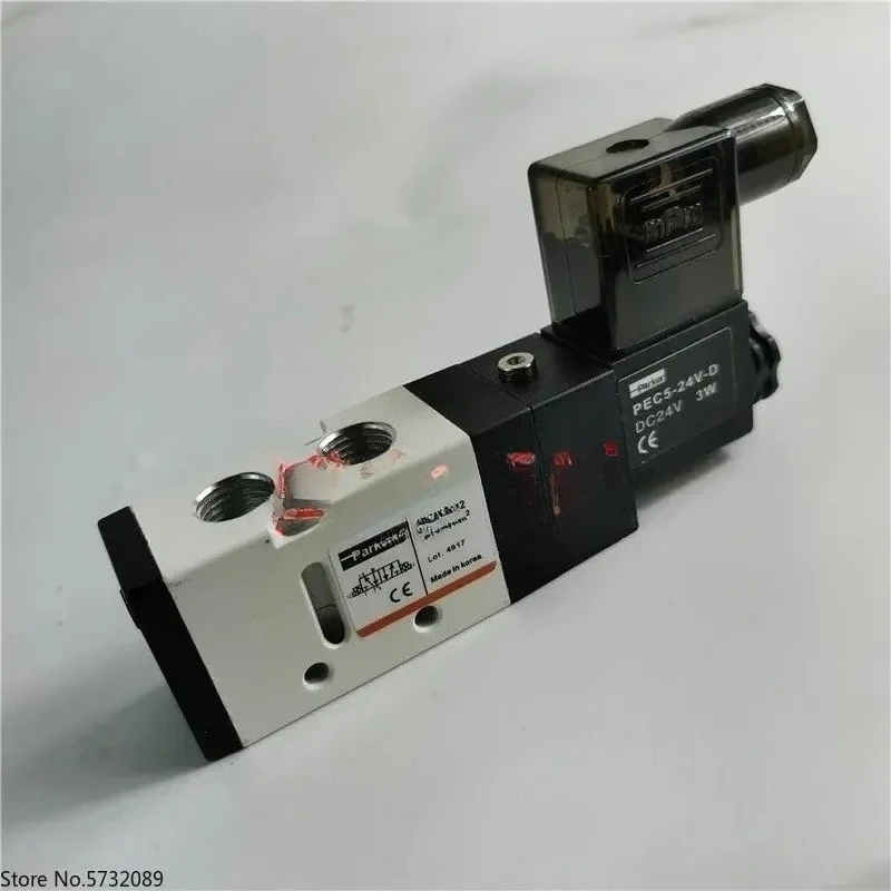 

2pcs Electromagnetic valve PHS520S-02 8 PEC5-24V-D PHV510S-6 PEC5-220V-D