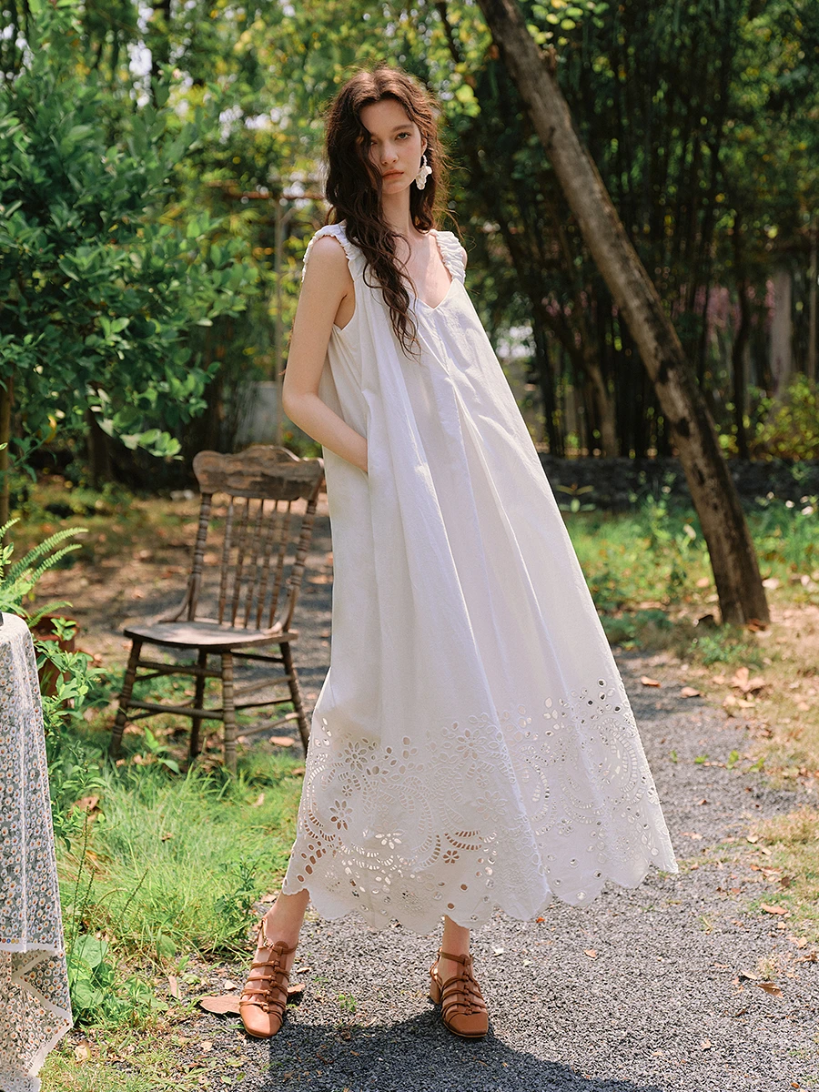 

OLrain Women's Long Vacation Wide Straps Dress 2025 Summer French V-neck White Cutwork Embroidery Woman Dresses O57XL99128
