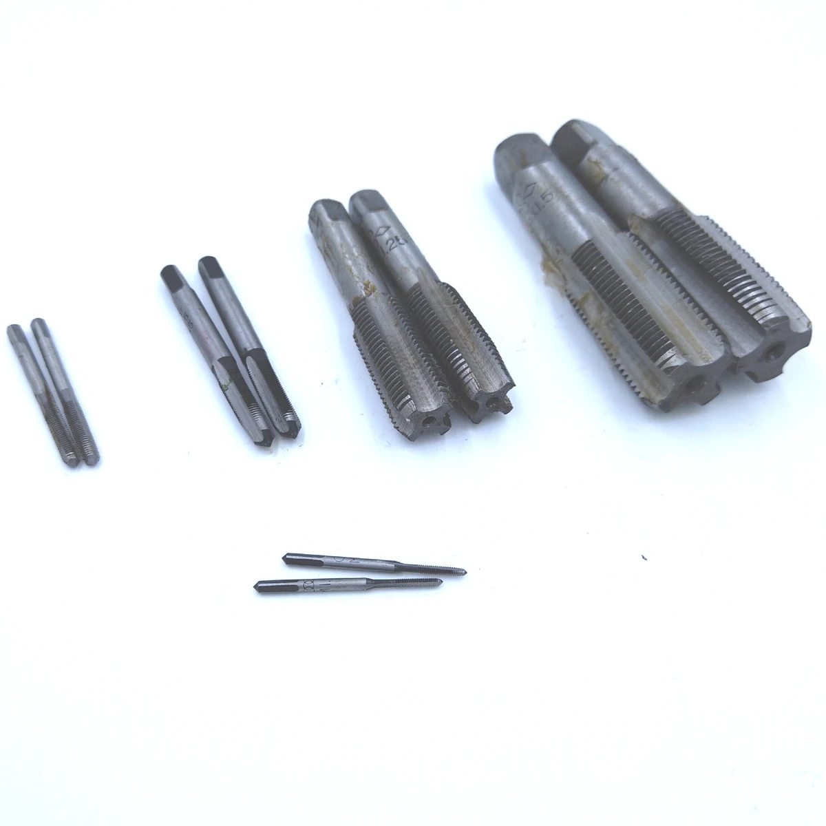 1 Zestaw gwintowników metrycznych M6 M7 M8 x 0.5mm 0.75mm 1mm 1.25mm stożkowych i walcowych do obróbki form * 0.5 0.75 1 1.25