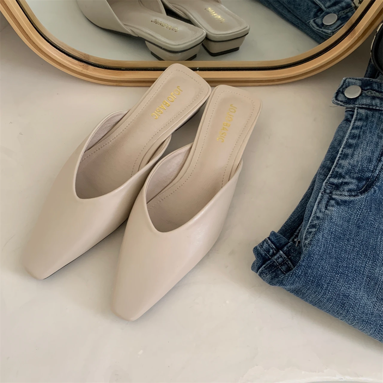 Flat Slippers 2022 Spring Fashion Mules Shoes Women Square Toe Slip On Slides Casual Summer Sandals Outdoor Low Heels Flip Flops