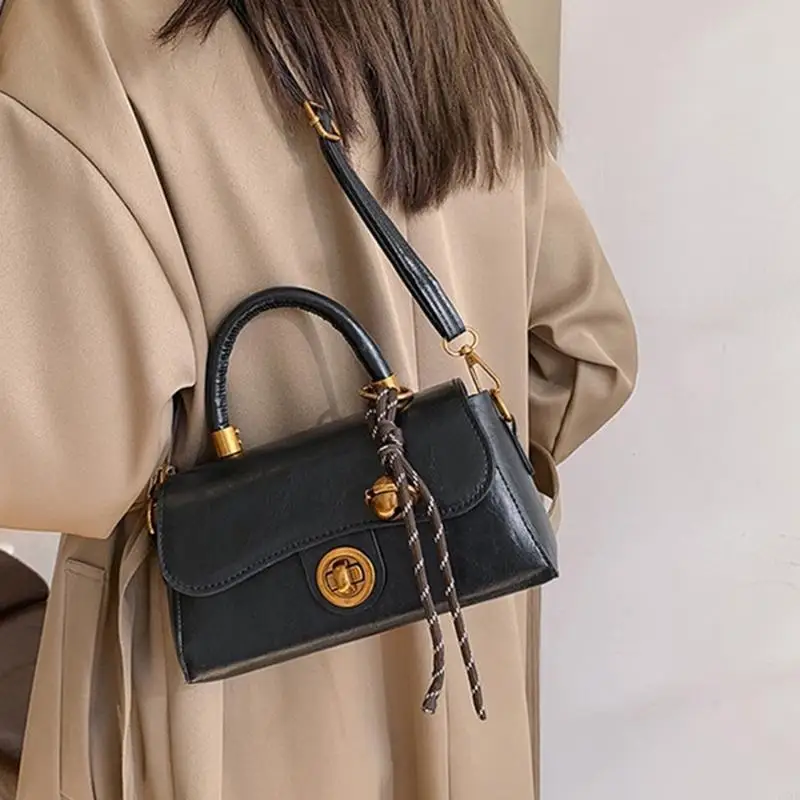 

Y3NE Elegant Shoulder Bag PU Leather Handbag Crossbody Bags Purse for Daily Needs