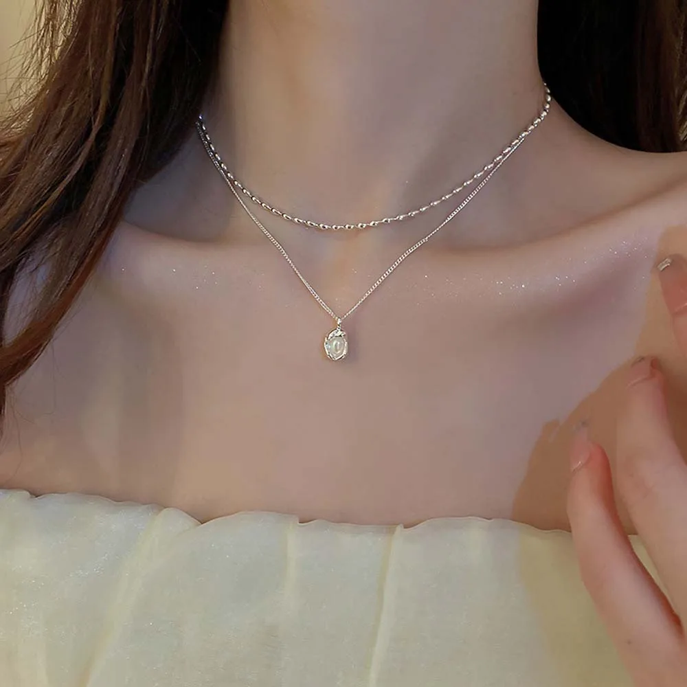 

French Simple Irregular Pearl Double-Layer Necklace Fashionable All-Match Clavicle Chain High-Level Elegant Necklace for Women