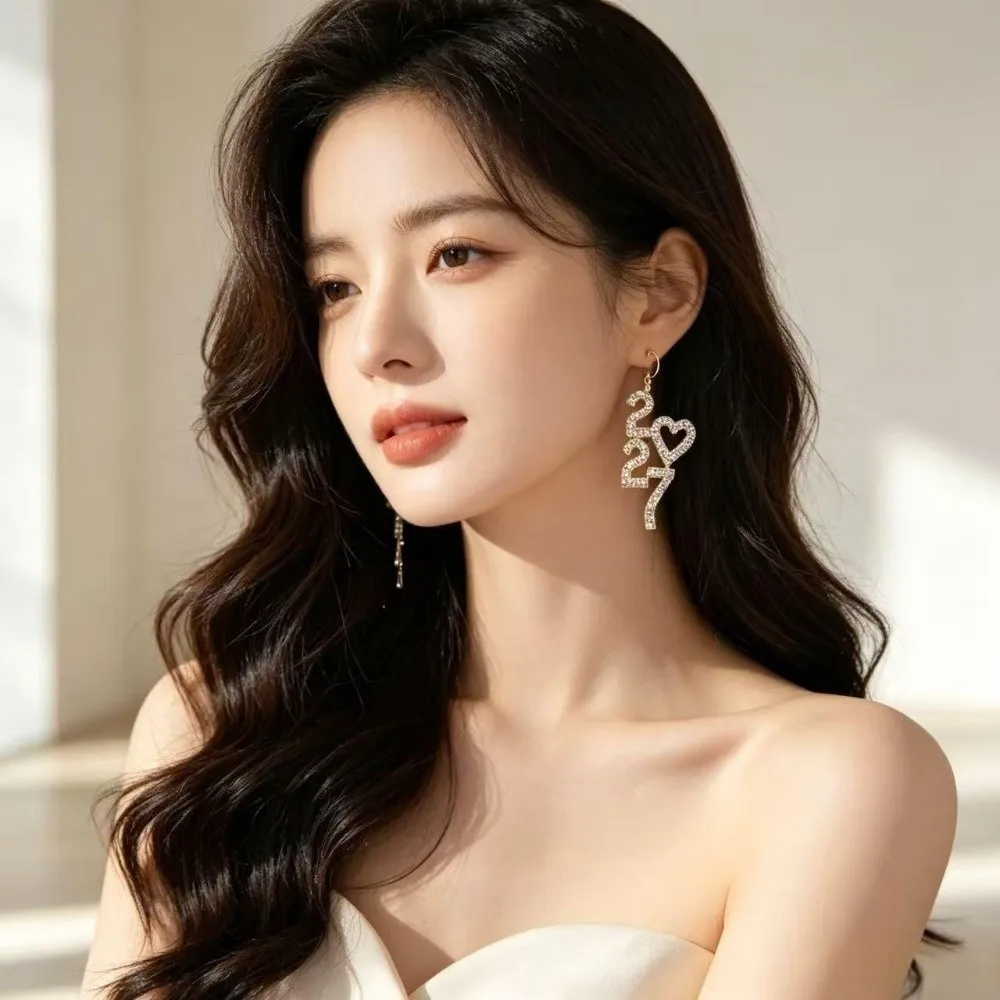 Fashion Elegant 2027 Digital Earrings Long Drop Rhinestone Happy New Year Earrings Shiny Love Heart Stud Earrings New Year Party