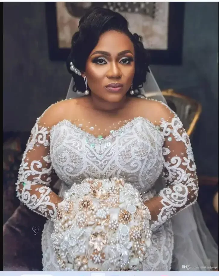 Suknia ślubna syrena z aplikacjami z koralików, trenem zamiatającym, iluzorycznymi długimi rękawami, szyta na miarę, Vestido De Casamento.