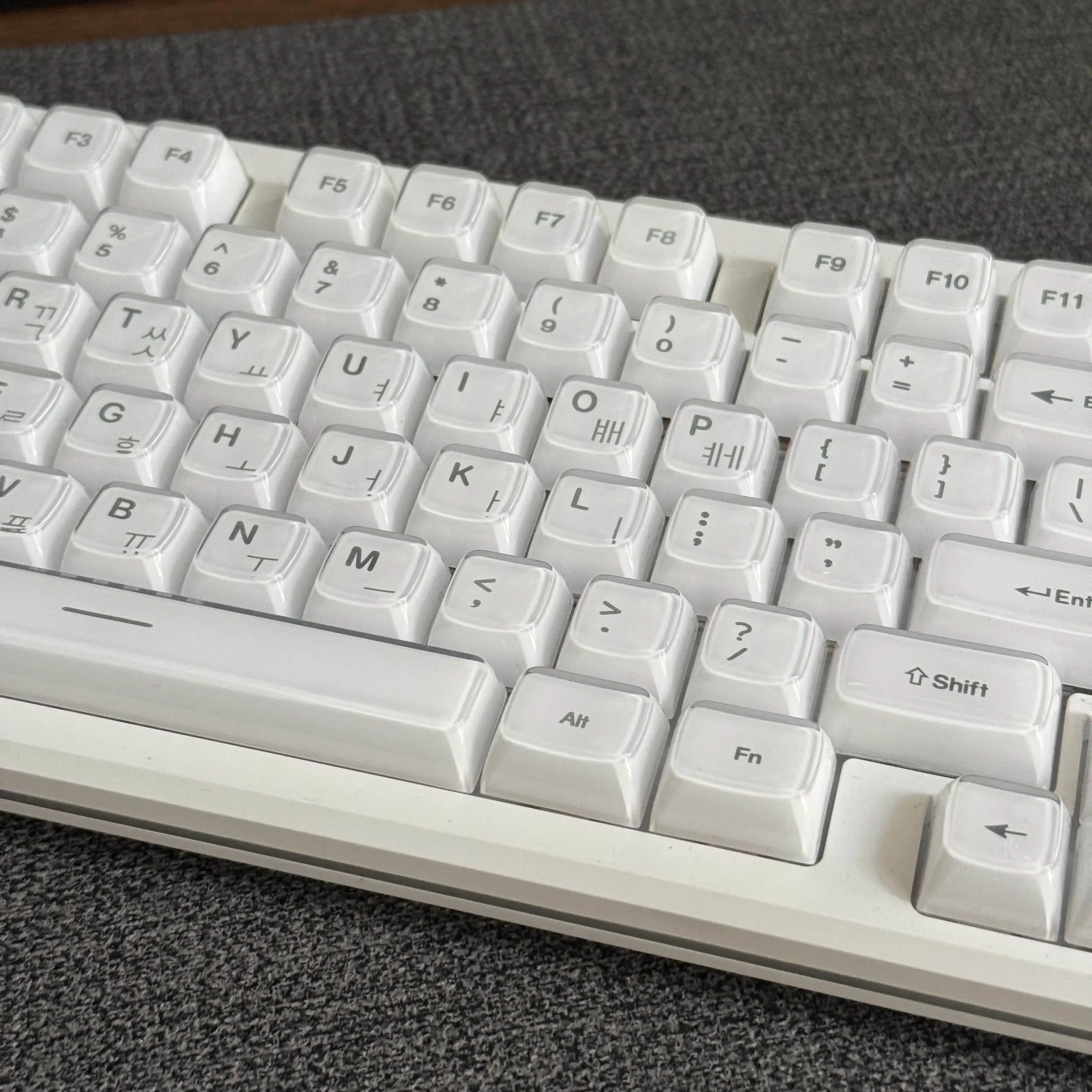 Kristallklare Weiße Tastenkappen 60% Hangul Koreanisch Englisch Russisch Rosa Blaue Tastenkappen für 61 64 68 75 87 98 Mechanische Tastaturen – Detail 4