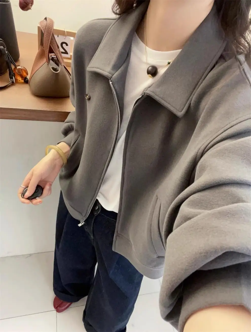 سترة نسائية قصيرة بسحاب، معطف بياقة شال كبير الحجم على الطراز الكوري لعام 2025 لمظهر نحيف