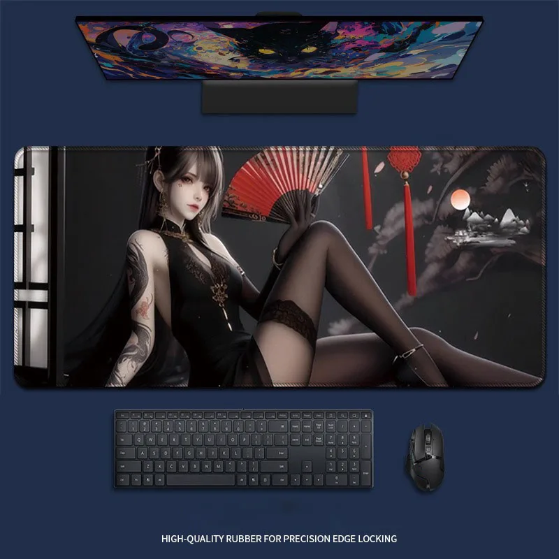Tapis de Souris Gaming XXL 900x400 avec Motif Fille Anime Sexy et Ventilateur Rouge – Tapis de Clavier en Caoutchouc Premium pour Configuration de Bureau Informatique
