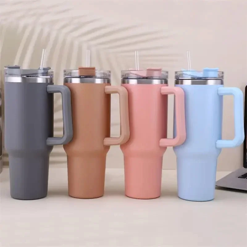 Tazas de viaje calientes aisladas de acero inoxidable de 40oz, botella de agua térmica al vacío, taza de café para coche, frasco frío con mango de paja