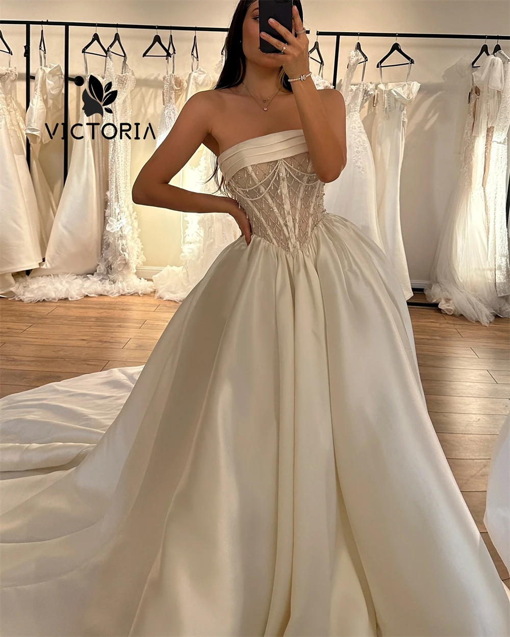 Enjoyable Ivory Satin Wedding Dresses 2025 Arabic Brides Beads Strapless Dubai Bridal Gowns A Line robe de mariée Customized