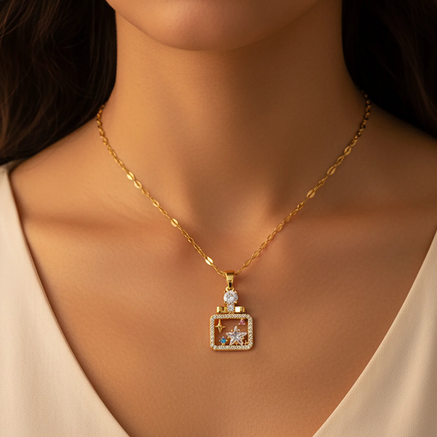 High Grade Design Fragrant Water Bottle Necklace Women's Stainless Steel Luxury Pendant Temperament Elegant Fashion Jewelry Gift