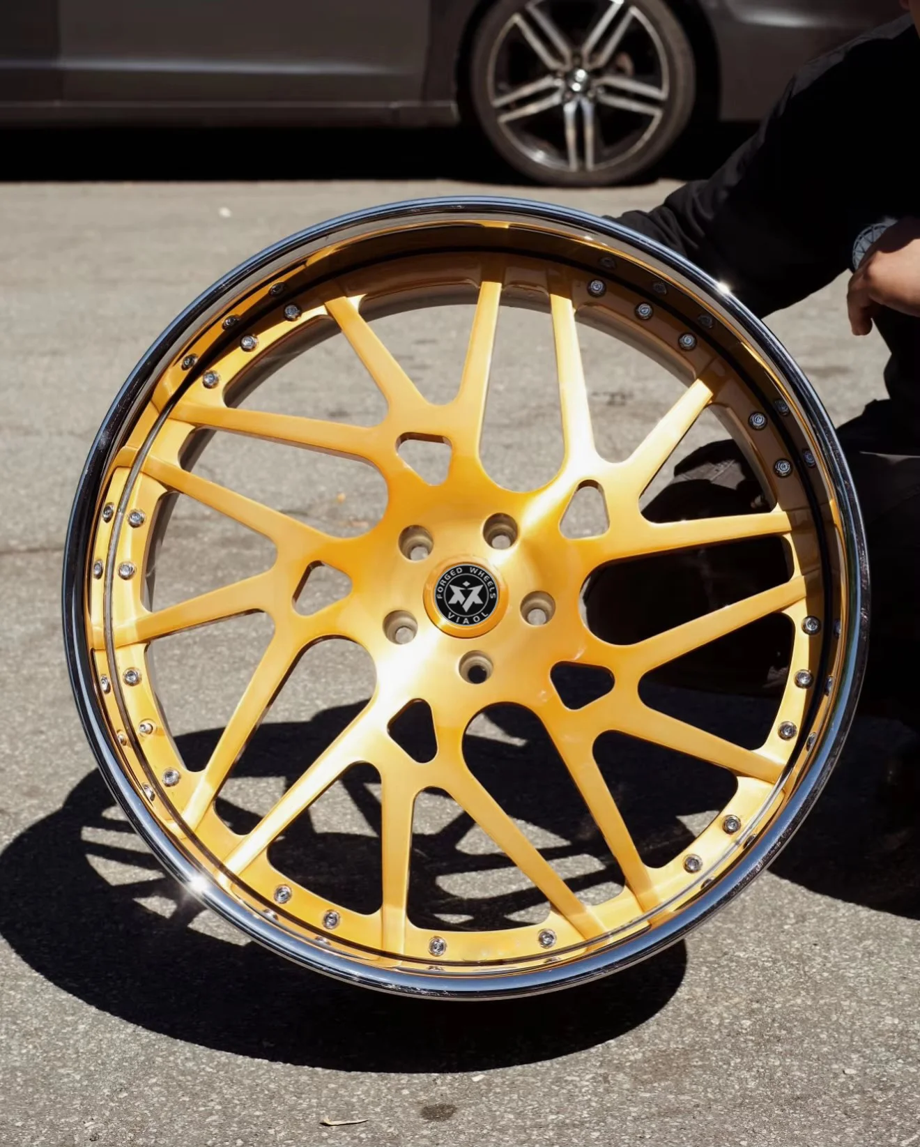 

Forged Luxury Wheels 2 Piece 19 20 21 22 23 24 26 28 Inch Gold Plated Chrome Deep Lip Fit for Chevrolet Impala Escalade