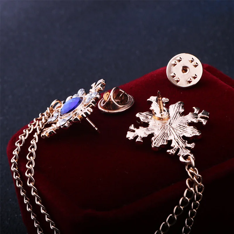 Retro Palace Gem spilla da uomo spilla da abito Vintage con strass croce nappa spille con distintivo a catena accessori per gioielli di lusso