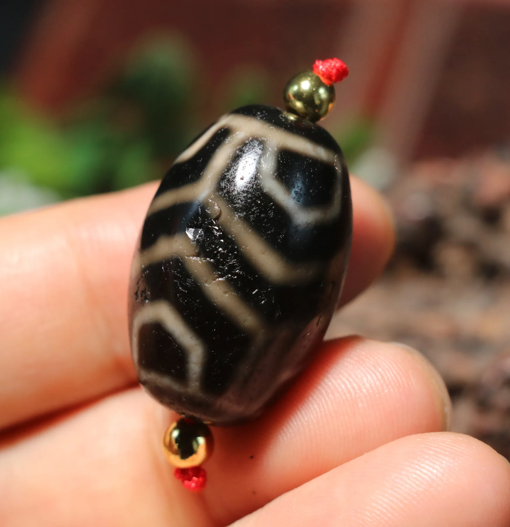 Energy Tibetan Top Old Agate Deep Black Color Qimendunjia Water Wave Big Daluo dZi Bead Totem 4A For Jewelry UPD0920A12