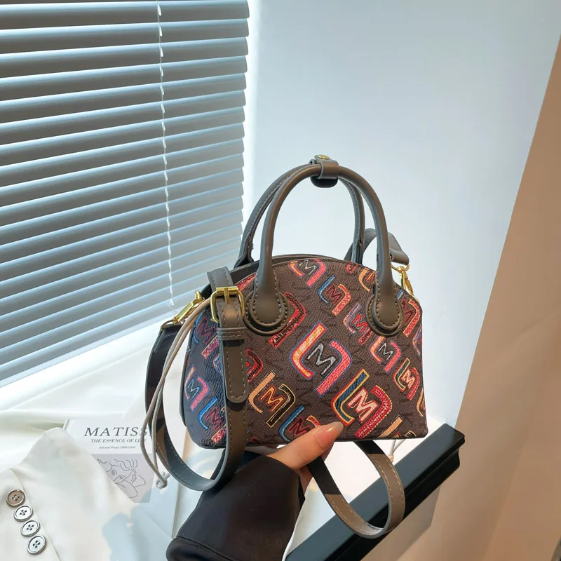 

Элегантные винтажные сумки для подгузников для женщин, простые стильные кожаные сумки-тоут, минималистичные дизайнерские классические сумки для поездок на работу.