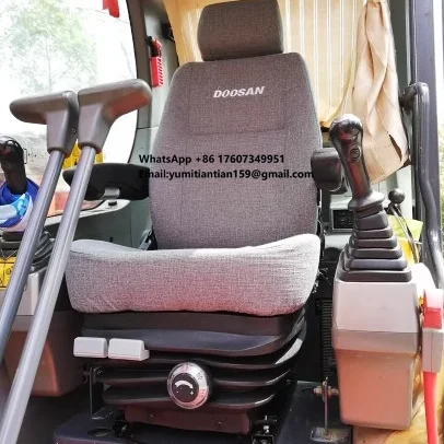 

Develon High Quality Excavator Operator Seat 220110-00029E New for Doosan for Hyudai for Bobcat Chinese Development Products DX