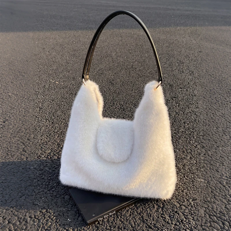 Autumn Winter Faux Fur Shoulder Bag Deer Spot Print Plush Underarm Bag Women Fashionable Versatile Leather Handle Handbag Totes
