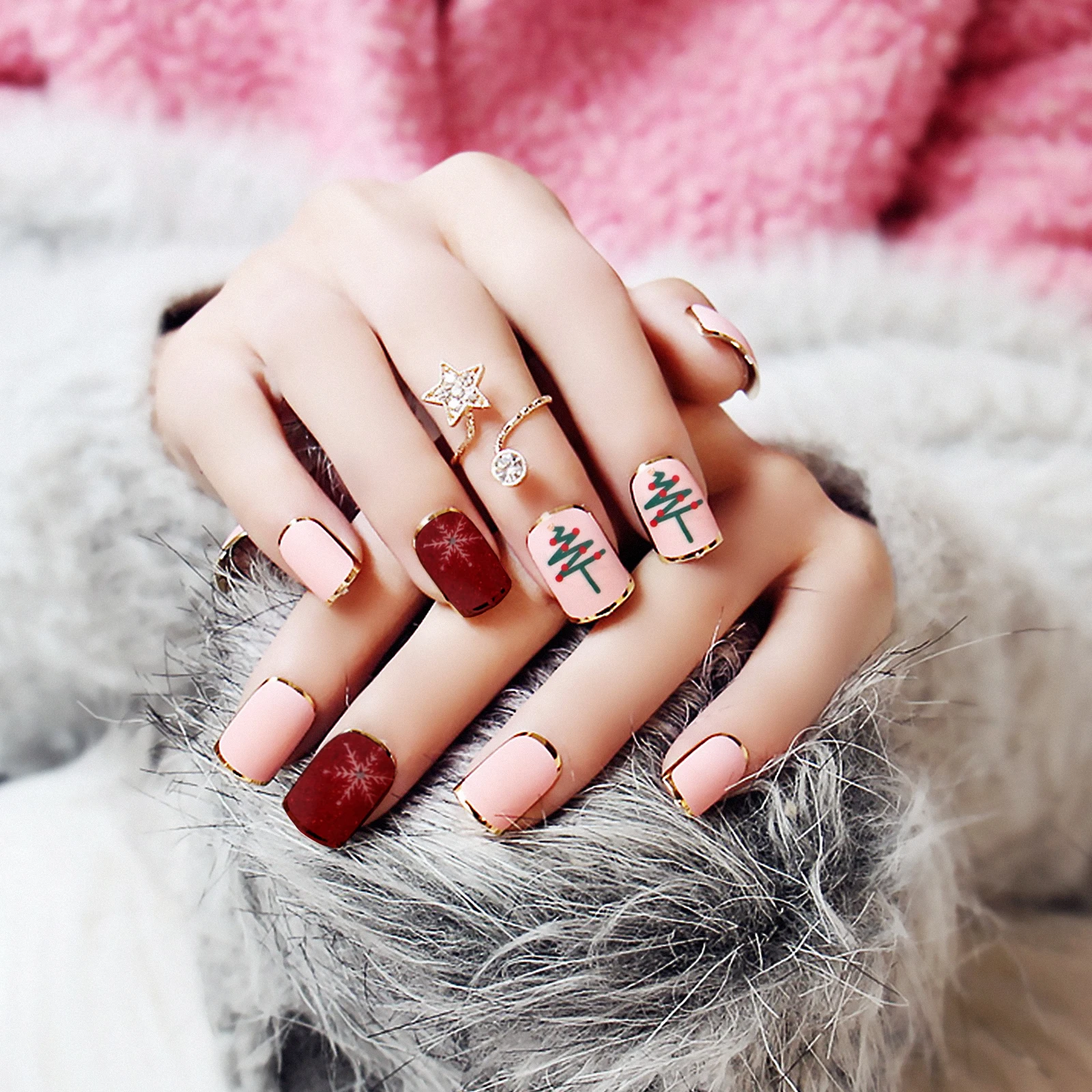 

10pcs Christmas Nail Stickers Decals Wraps Adhesive Diy Fingernail Art Decoration Clear Pattern Bright Color Unique Design For