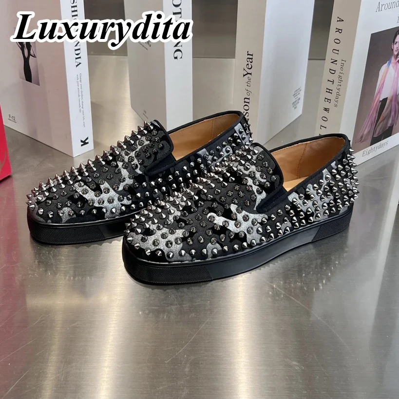 

Top Quality Womens Trendy Casual Sneakers Luxury Mens Real Leather Tennis Shoes Designr Red Sole Tide Lovers Rivet Shoes HJ0157