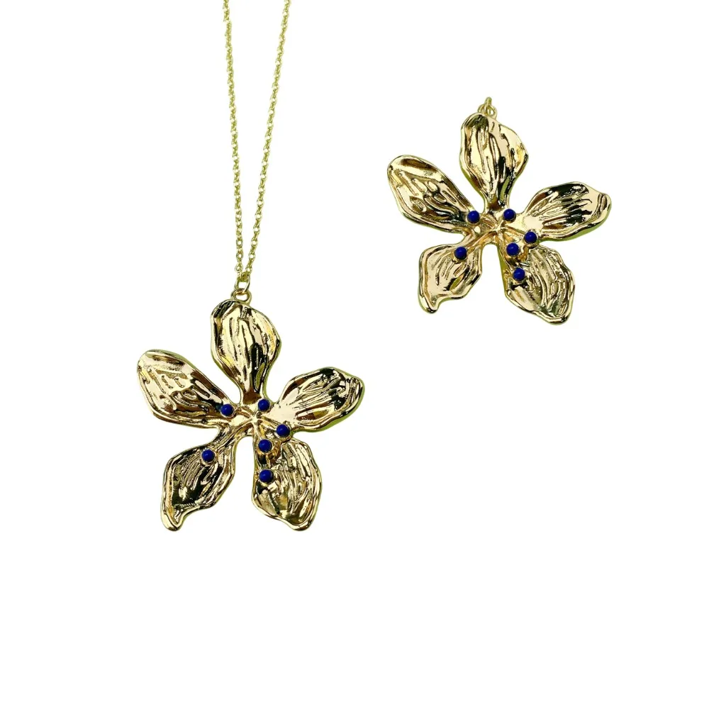 2 Pieces New Gold Color Enamel Copper Plated Large Flower Pendant Diy Necklace Charm Making Accessories Luxury Jewelry for Women