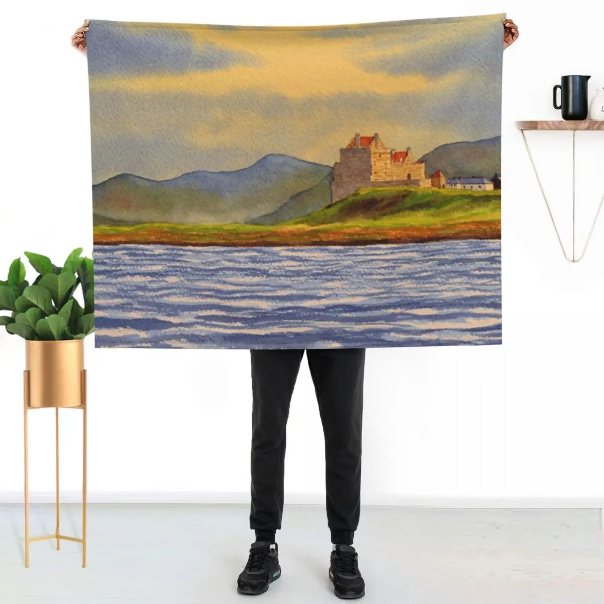 Duart Castle Isle Of Mull Scotland Throw Blanket blankets ands Moving Thin Quilt Luxury Brand manga Blankets