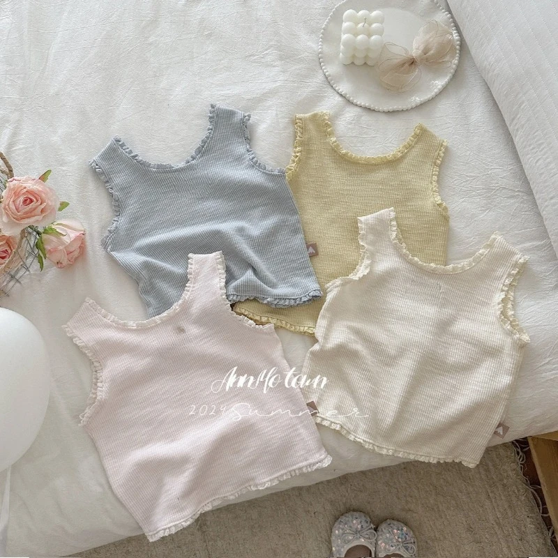 

Girl Embroidered Black Ear Edge Small Vest, Cute and Western Style, Summer Cute and Versatile Casual Strap Top