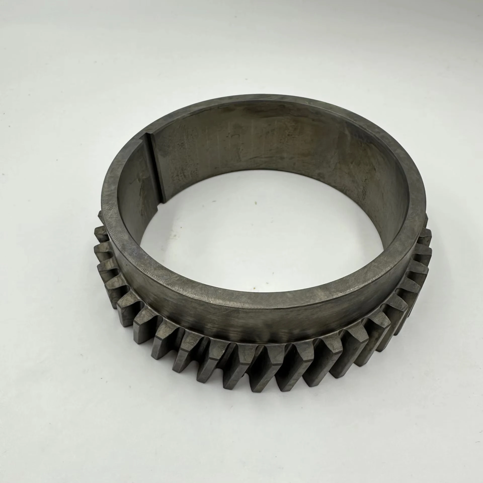 

8-94392255-1 8943922551 Шестерня коленчатого вала для двигателей 4HK1 6HK1, 42 зуба