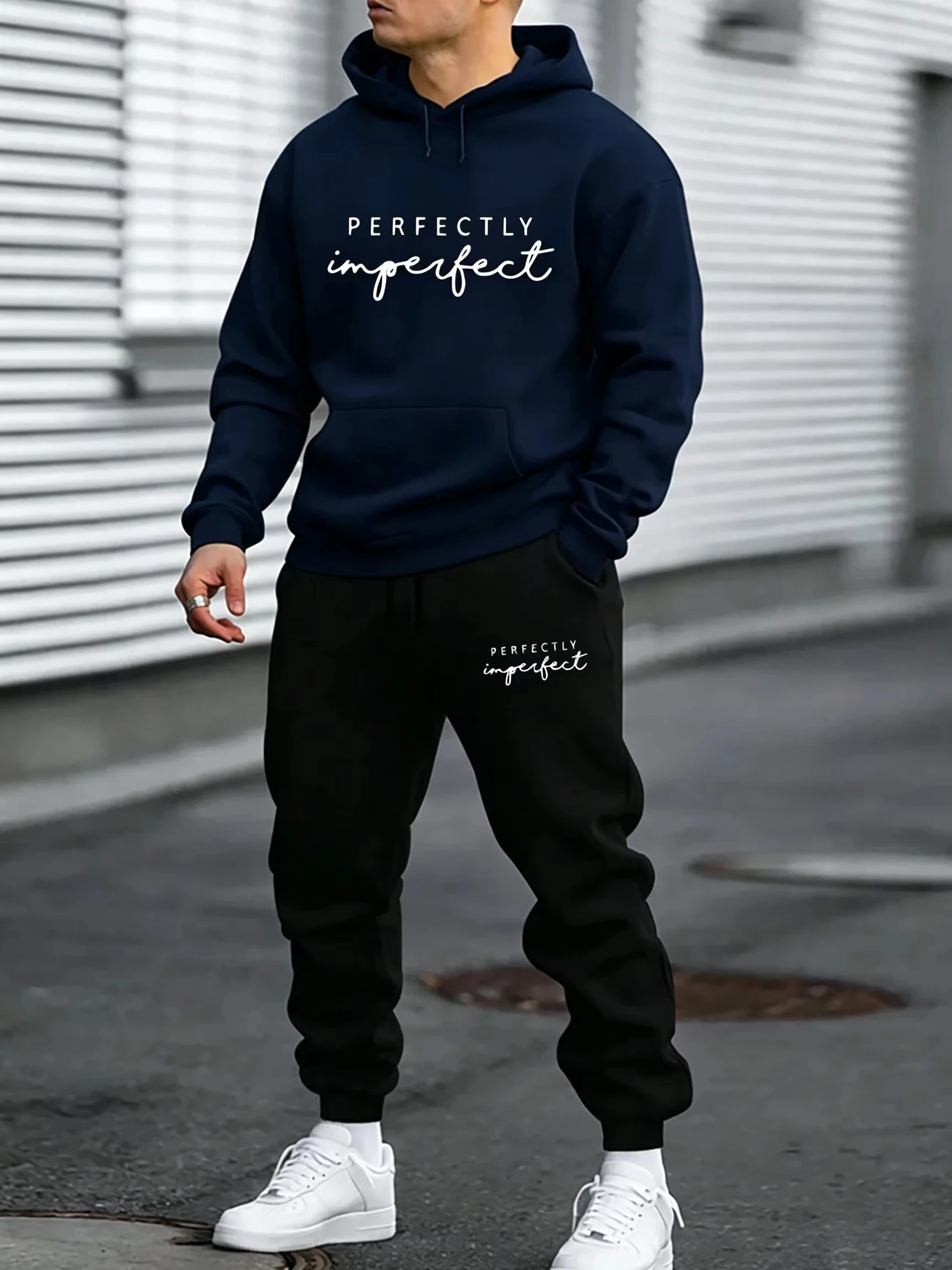 ชุดเสื้อฮู้ดดี้และกางเกงจั๊มสู - Winter Clothing Fashion บทวิจารณ์และราคา
